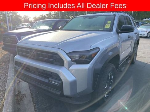 Used 2025 Toyota 4Runner SR5 AWD/4WD image 1