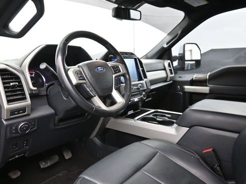 Used 2022 Ford F350 Lariat w/ Lariat Ultimate Package image 18