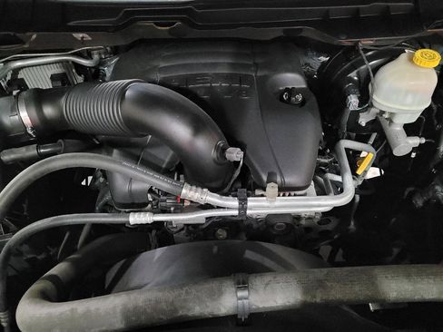 Used 2016 RAM 1500 Express w/ Popular Equipment Group AWD/4WD image 30