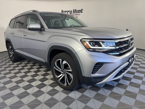 Used 2023 Volkswagen Atlas SEL AWD/4WD image 5