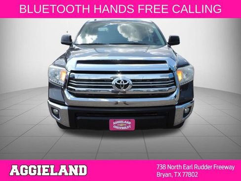 Used 2017 Toyota Tundra SR5 w/ SR5 Upgrade Package RWD image 9