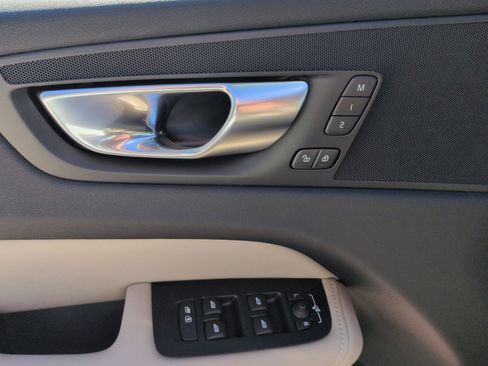 New 2026 Volvo XC60 B5 Plus w/ Protection Package Premier image 15