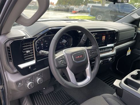 New 2026 GMC Sierra 1500 Elevation image 10