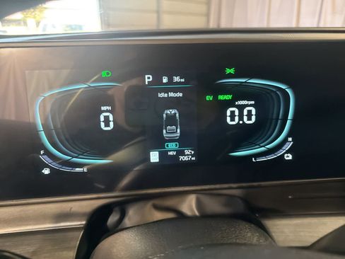 Used 2025 Kia Sportage X-Line image 23