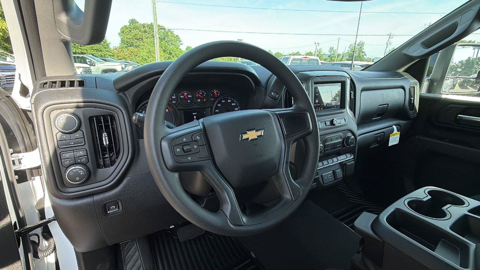 New 2026 Chevrolet Silverado 2500 Custom w/ Custom Value Package AWD/4WD image 20