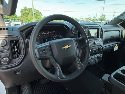 New 2026 Chevrolet Silverado 2500 Custom w/ Custom Value Package AWD/4WD image 20
