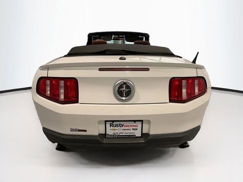 Used 2011 Ford Mustang Premium w/ 201A Rapid Spec Order Code RWD image 6