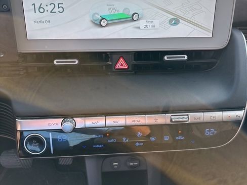 Certified 2022 Hyundai Ioniq 5 SE image 10