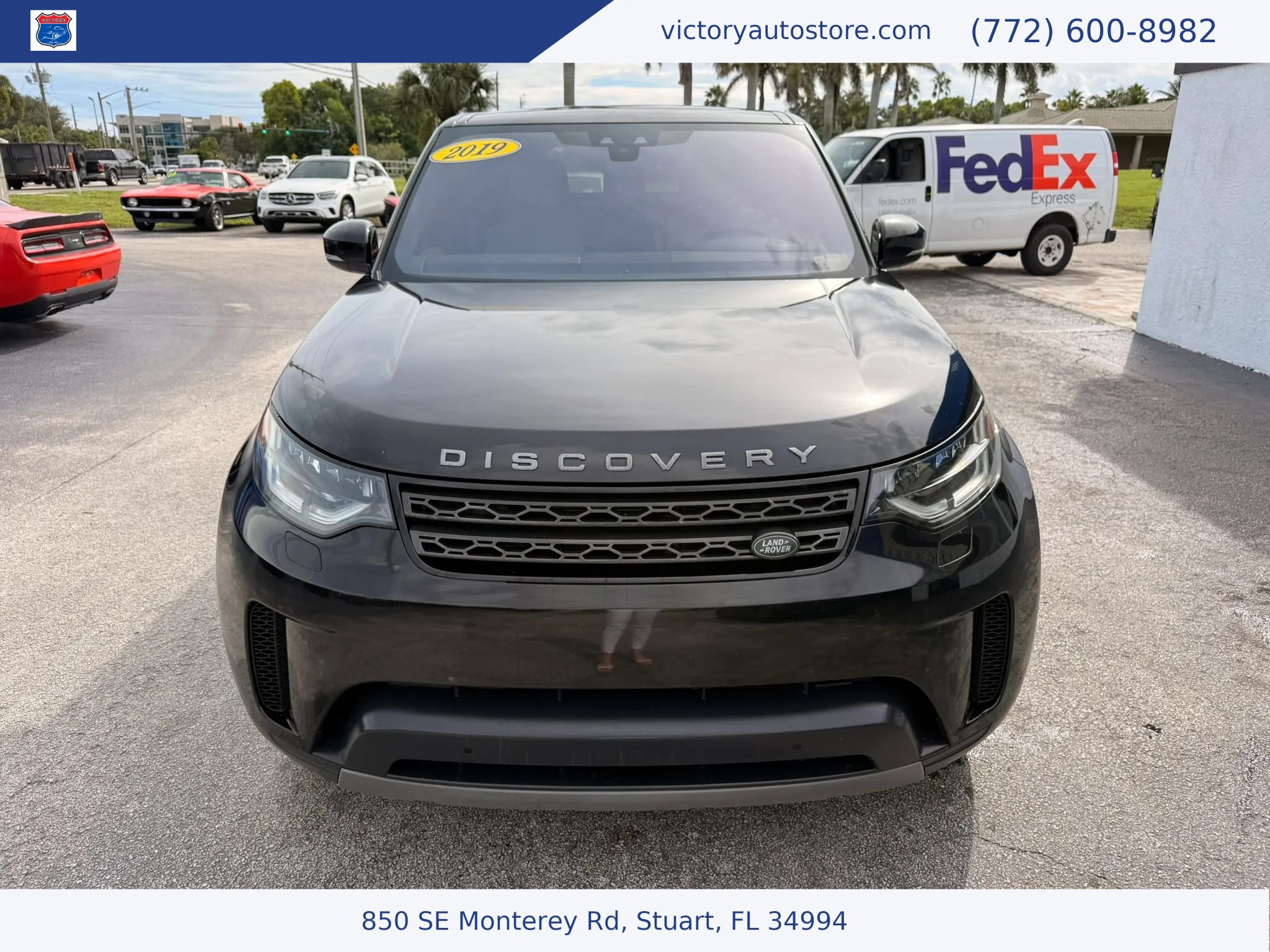 Used 2019 Land Rover Discovery SE AWD/4WD image 10