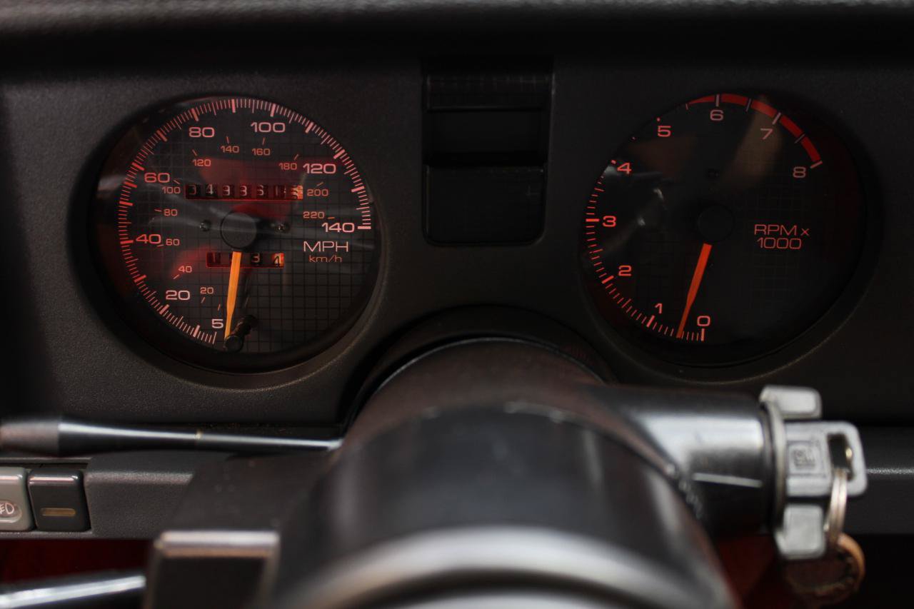 Used 1987 Pontiac Firebird Trans Am RWD image 27