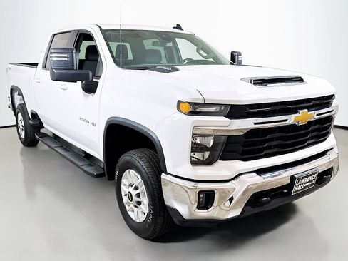 Certified 2025 Chevrolet Silverado 2500 LT w/ Convenience Package AWD/4WD image 3