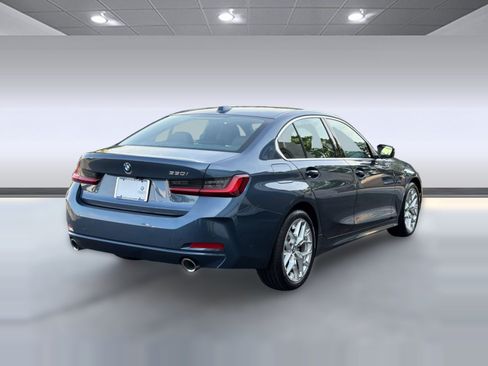 Used 2025 BMW 330i Sedan RWD image 9