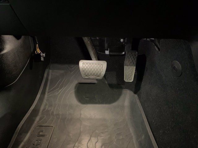 Used 2024 Jeep Wrangler Unlimited AWD/4WD image 34