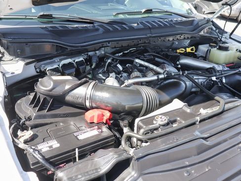 Used 2019 Ford F450 Lariat w/ Lariat Ultimate Package image 11