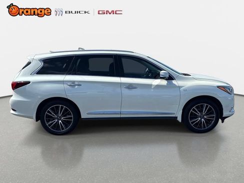 Used 2017 INFINITI QX60 FWD w/ Deluxe Technology Package image 2
