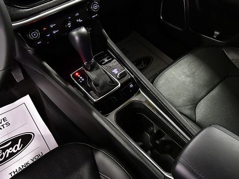 Used 2023 Jeep Compass Latitude image 22