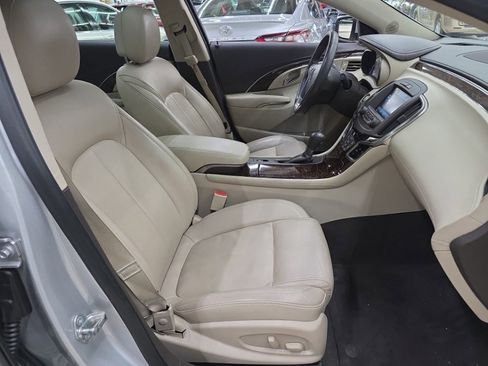 Used 2014 Buick LaCrosse Leather w/ Driver Confidence Package image 9