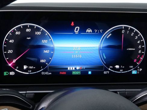 Used 2025 Mercedes-Benz GLE 450e 4MATIC image 22