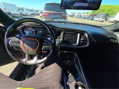 Used 2019 Dodge Challenger R/T Scat Pack w/ Shaker Package RWD image 5