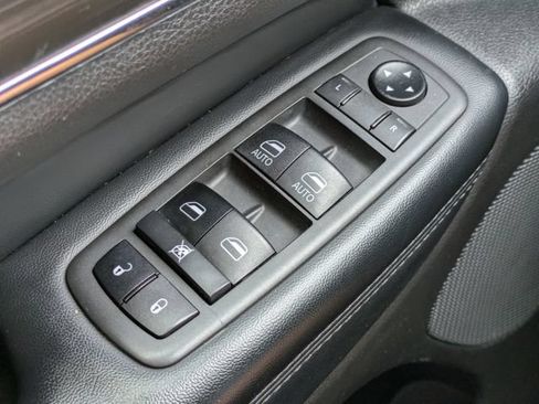 Certified 2021 Jeep Grand Cherokee Limited w/ Luxury Group II RWD image 20