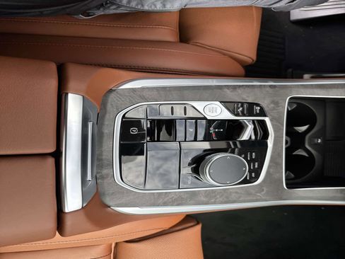 New 2026 BMW X5 sDrive40i w/ M Sport Package image 27