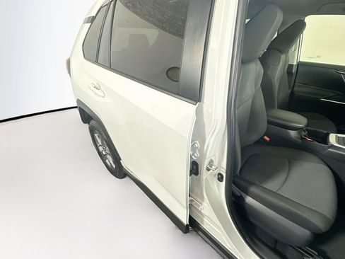 Certified 2025 Toyota RAV4 XLE AWD/4WD image 28