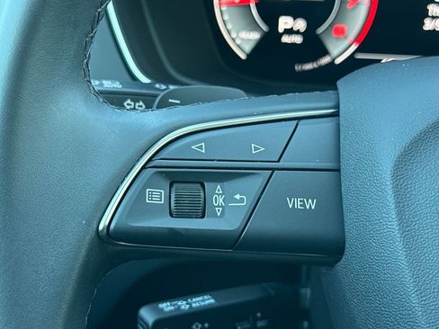 Used 2022 Audi Q5 2.0T Premium Plus image 17