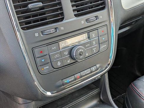 Used 2019 Dodge Grand Caravan GT image 16