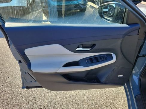New 2026 Nissan Sentra SL w/ Floor Mat Package FWD image 5