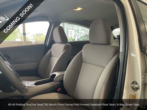 Used 2018 Honda HR-V LX image 9