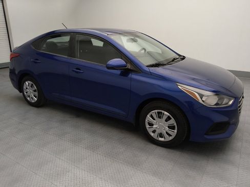 Used 2019 Hyundai Accent SE FWD image 11