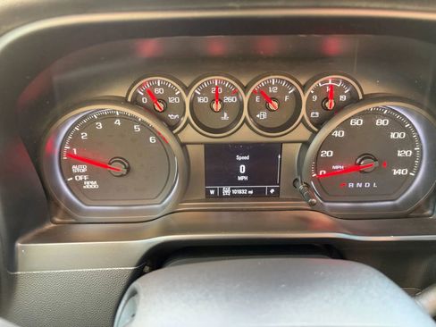 Used 2021 Chevrolet Silverado 1500 Custom AWD/4WD image 15