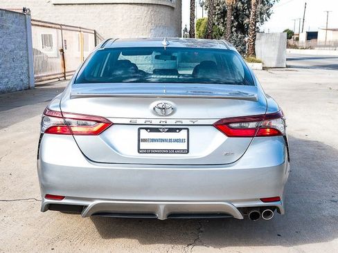 Used 2022 Toyota Camry SE image 7