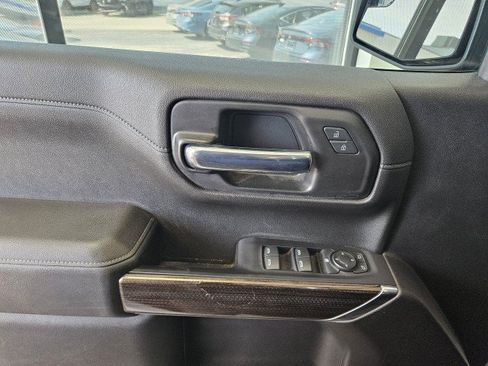 Used 2021 Chevrolet Silverado 1500 LT AWD/4WD image 28