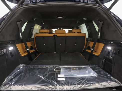 Used 2027 BMW X7 xDrive40i w/ Executive Package AWD/4WD image 29