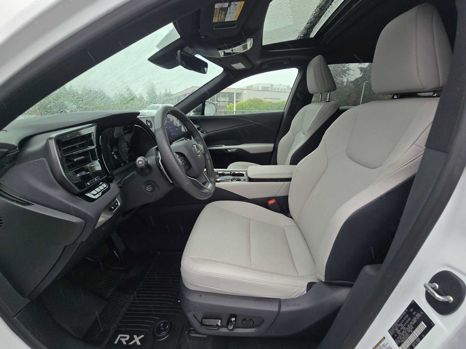 Used 2025 Lexus RX 350h w/ Convenience Package AWD/4WD image 21
