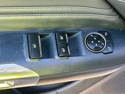 Used 2024 Ford Mustang Premium image 17