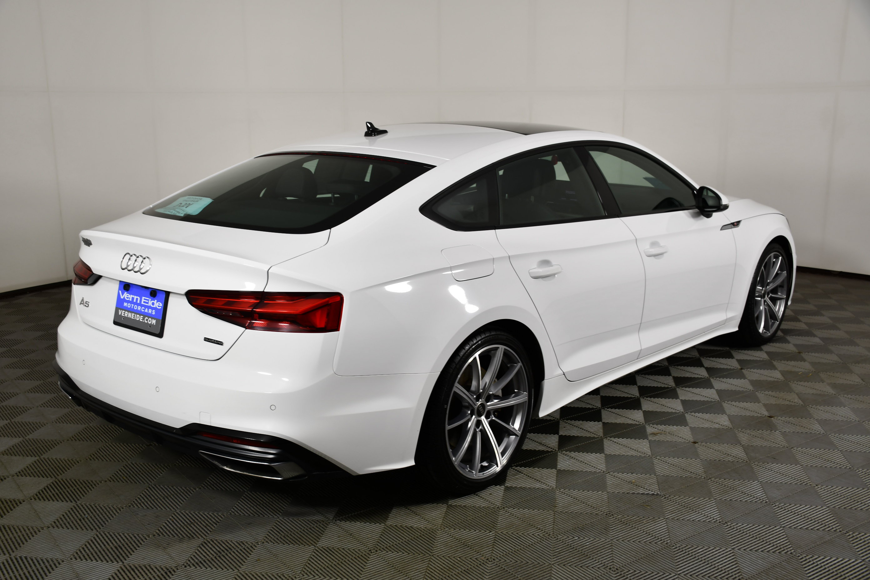 Used 2025 Audi A5 2.0T Premium AWD/4WD image 6