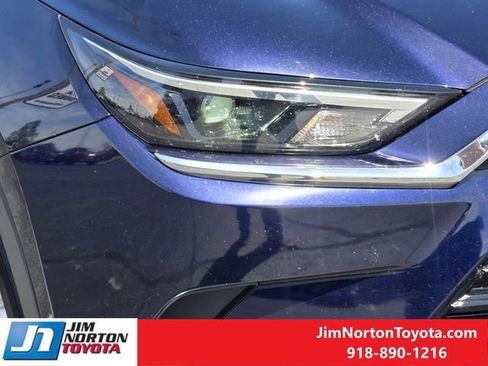 Used 2025 Toyota Grand Highlander FWD image 9