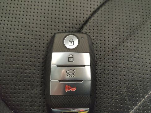 Used 2020 Kia Optima SX FWD image 32