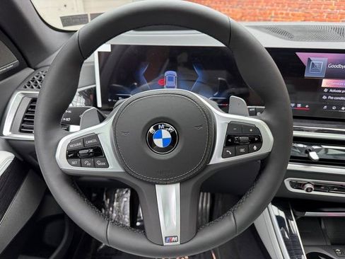 Used 2026 BMW X5 xDrive40i w/ M Sport Package AWD/4WD image 12