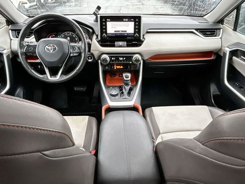 Used 2019 Toyota RAV4 Adventure image 18