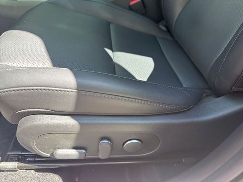 Used 2025 Hyundai Kona Limited FWD image 10