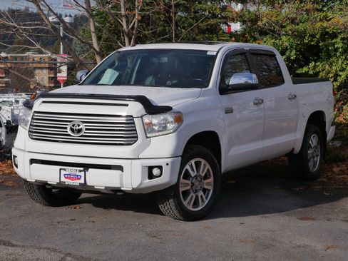 Used 2015 Toyota Tundra Platinum image 2