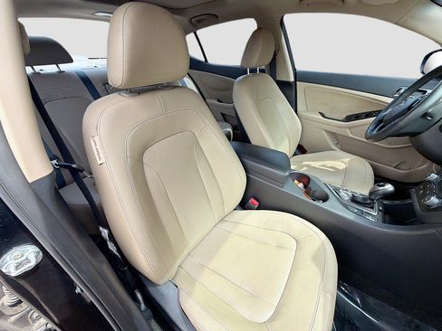 Used 2012 Kia Optima Hybrid w/ Hybrid Premium Technology Pkg image 14