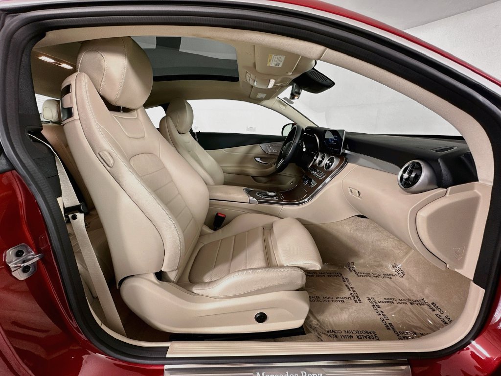 Used 2023 Mercedes-Benz C 300 Coupe image 28