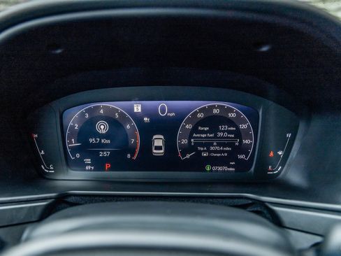 Used 2023 Honda Accord EX image 29