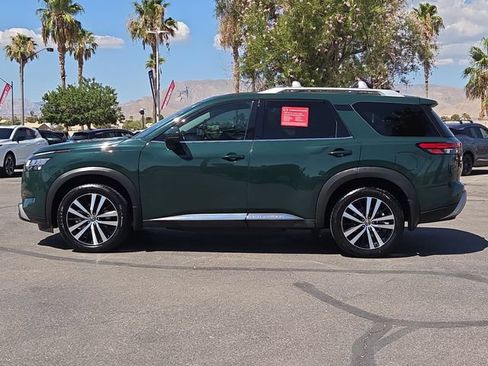 Certified 2023 Nissan Pathfinder Platinum w/ Cargo Package FWD image 17