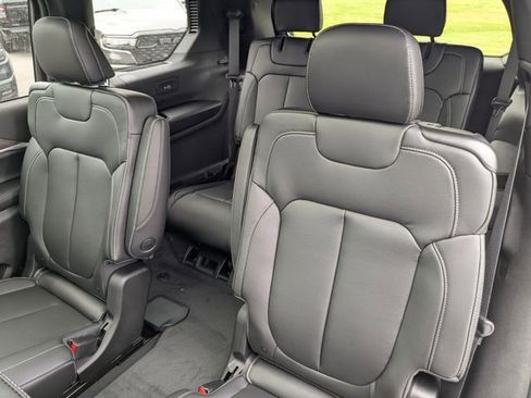 New 2026 Jeep Grand Cherokee L Limited AWD/4WD image 24