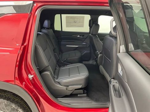 New 2026 Chevrolet Traverse LT w/ Driver Confidence Package image 14